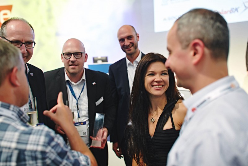 /2017/ruslana_intersolar_17.jpg Руслана на церемонії нагородження Intersolar Awards 16.06.2018