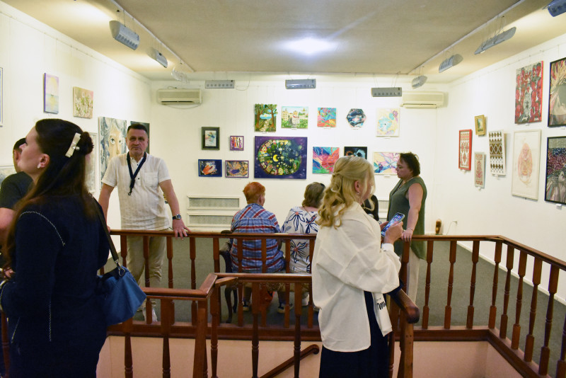 Виставка живопису «Art Happens»