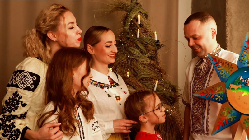 TINA PETRIV «Попурі колядок»