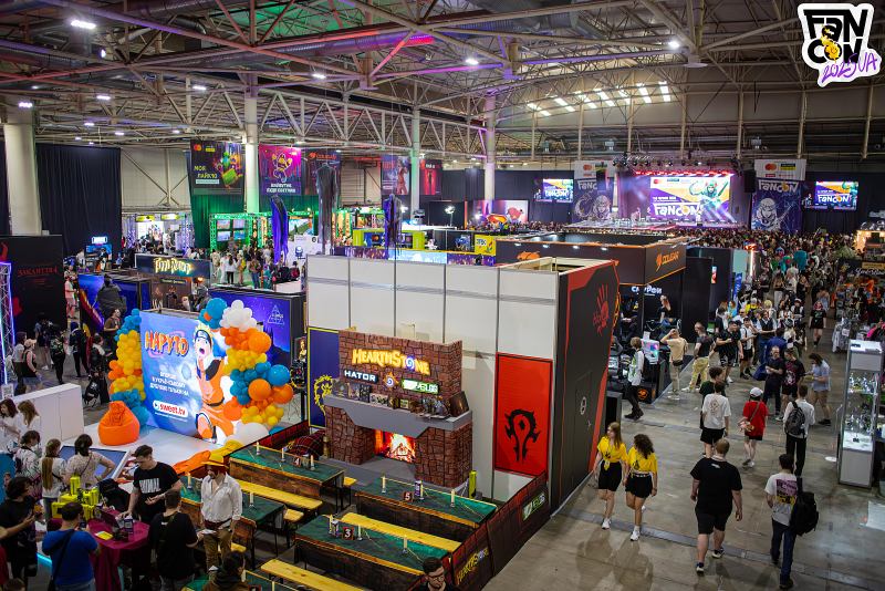 Фото з фестивалю FANCON 2025