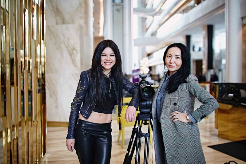 /6famous/ruslana_kazakhstan_12.jpg Руслана на Міжнародному Форумі у Астані