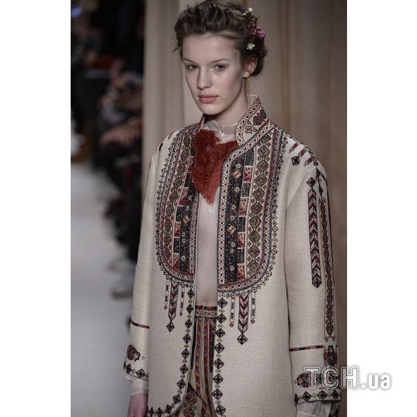 /8fashion/moda4_2015.jpg Valentino мода 2015