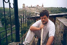 Прожектер и фабульщик Алексей Зотиков зовет в «Дорогу домой»